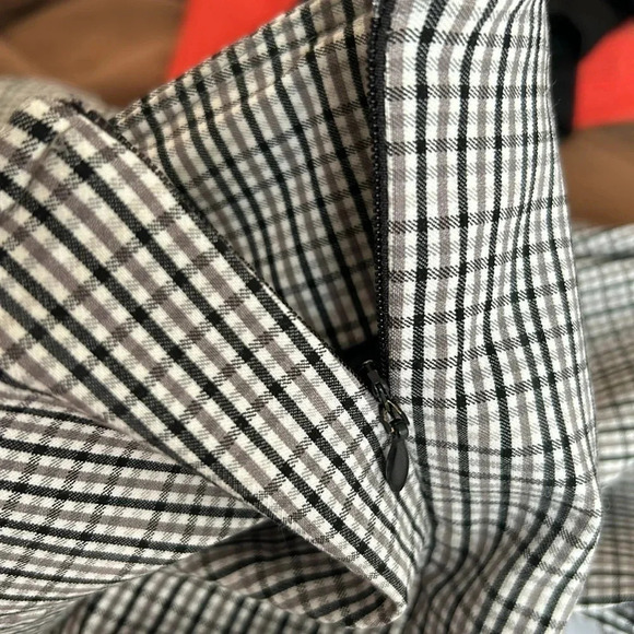 A New Day plaid black gray and white stretch pants size 4 - Picture 9 of 10